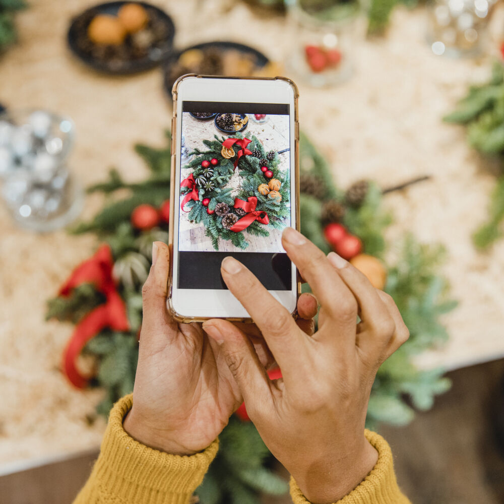 How To Make Engaging Social Media Posts This Christmas